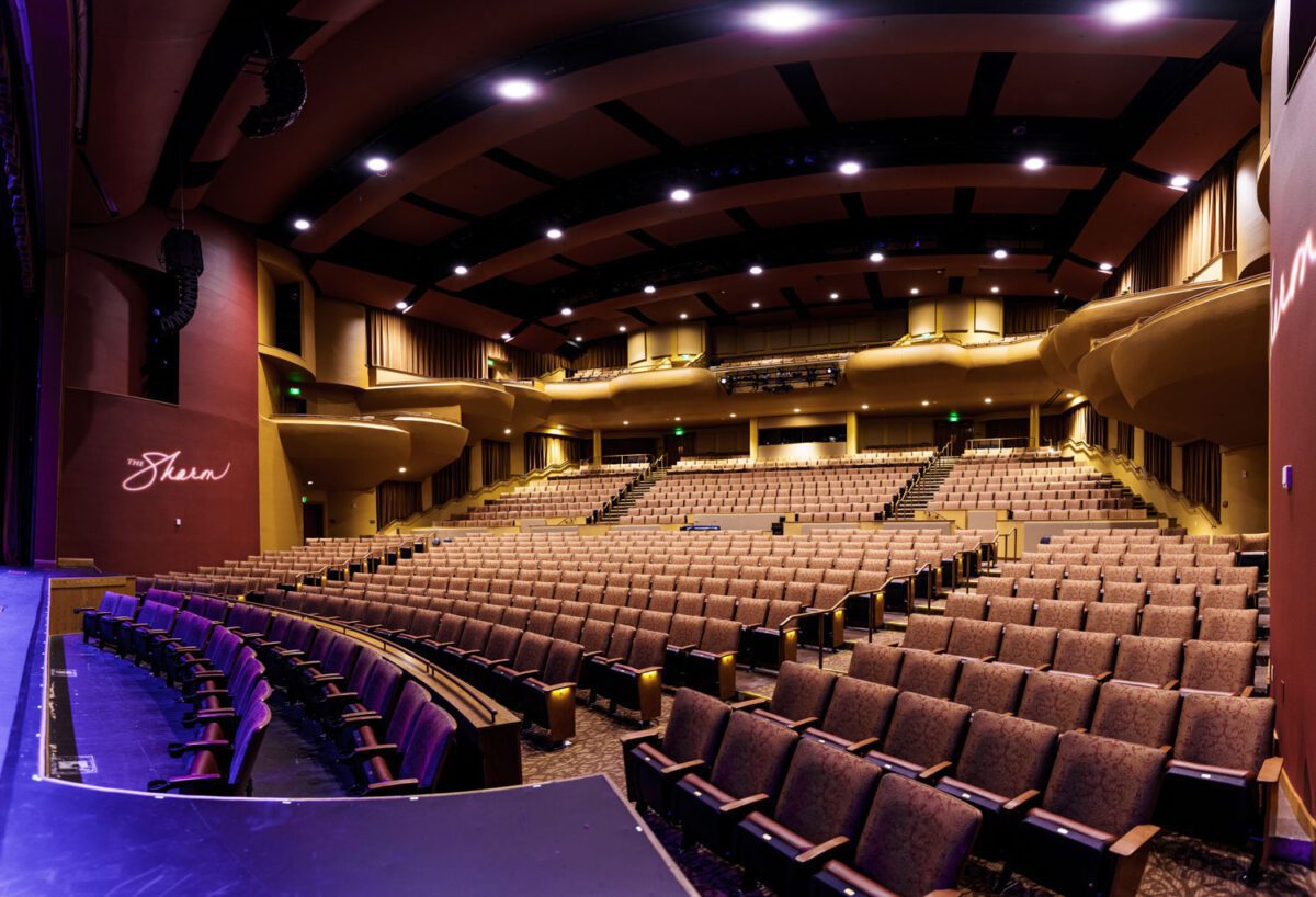 entertainment-sharon-performing-art-05