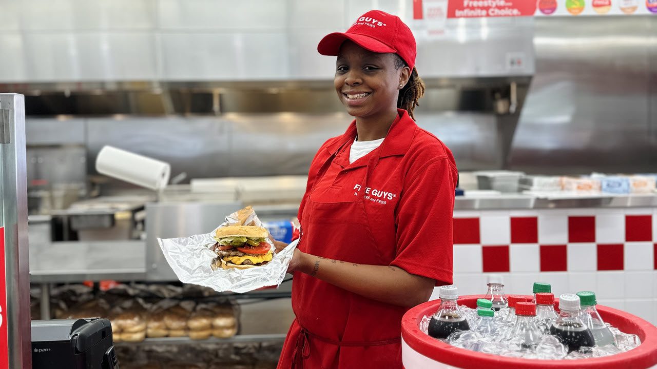 shop-dine-new-biz-five-guys