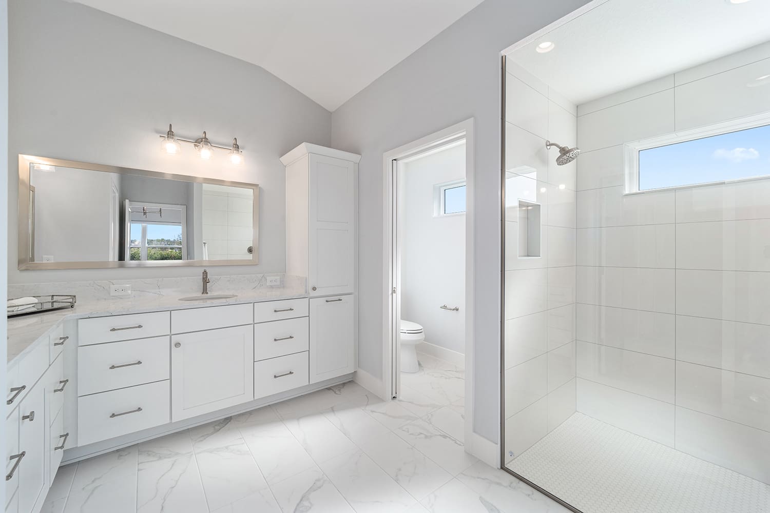 designer-kingbird-bathroom