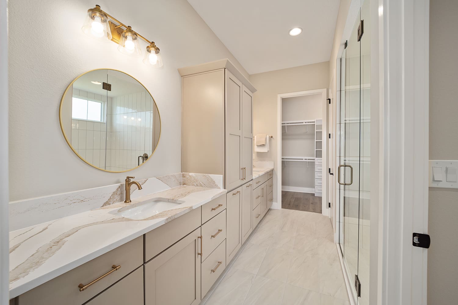premier-niagara-bathroom
