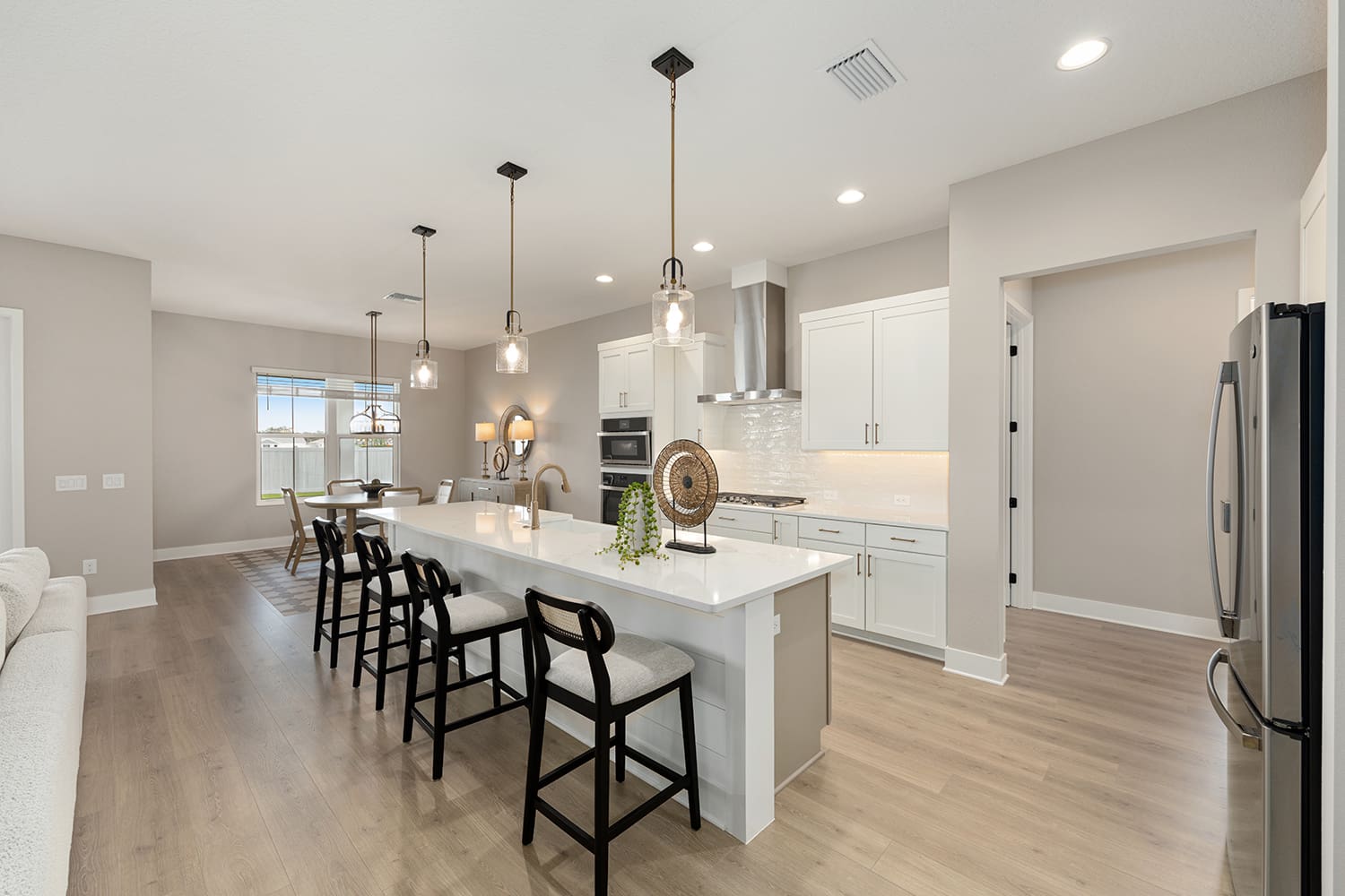 range-series-golden-girl-kitchen