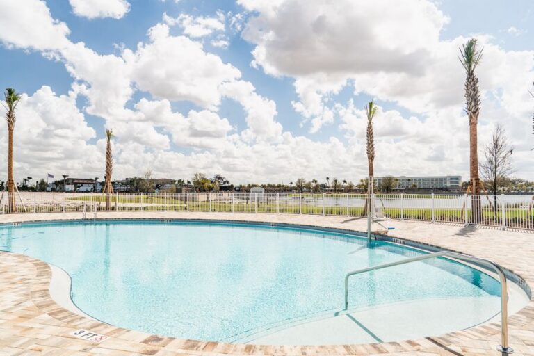 Gallery-recreation-lagrange-rec-pool-5