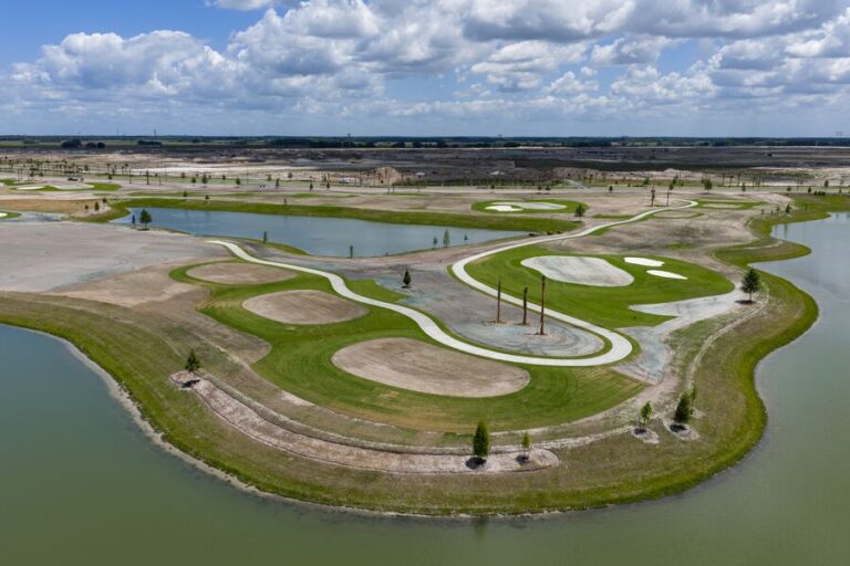 Gallery-lakes-timberland-executive-golf-on-the-horizon-2026