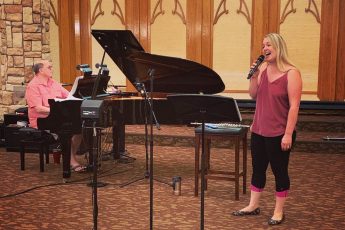 entertainment-venues-sharon-lobby-concert